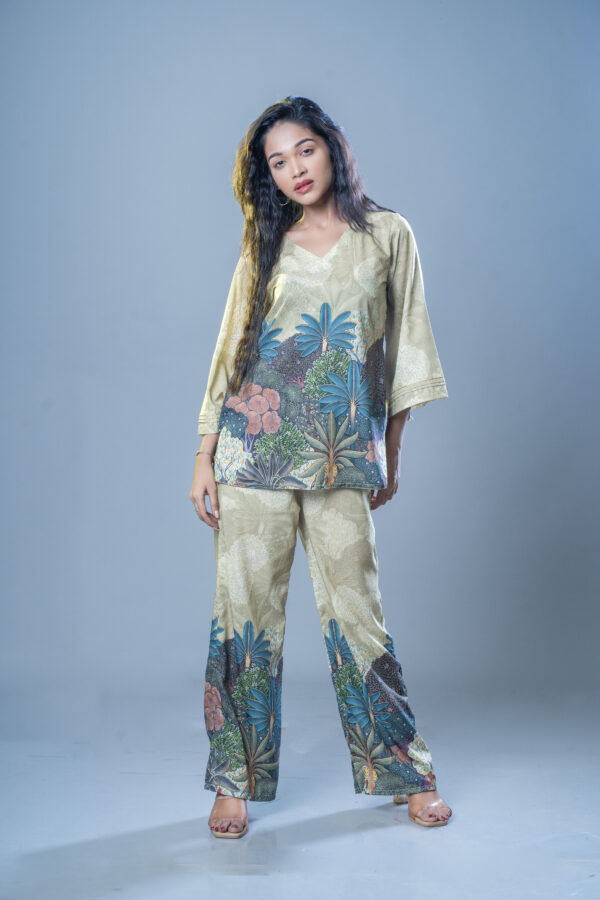 Bageecha Pichwai Coord Set