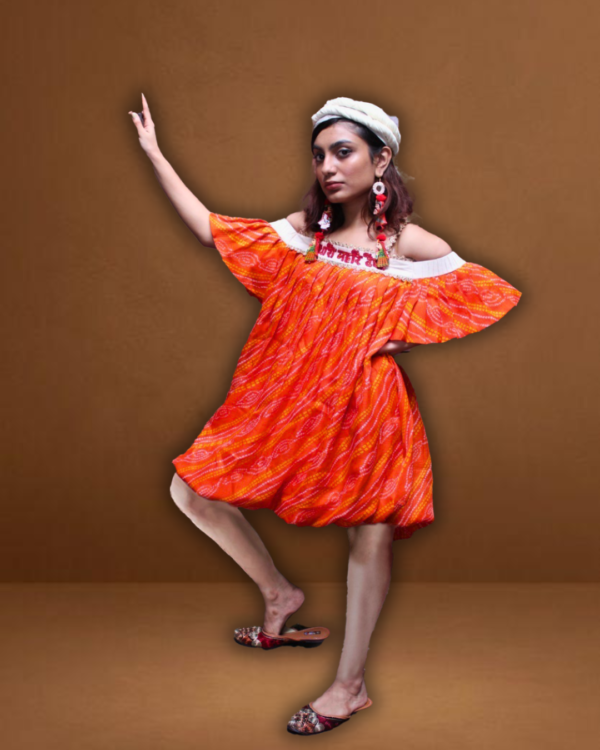 Padharo Maare Desh Balloon Dress